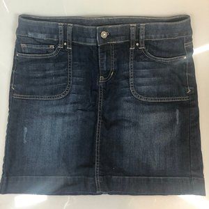 White House Black Market denim skirt (size 6)